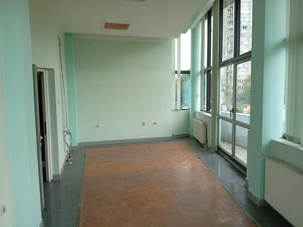 Slika 3 - Strogi centar grada,  Lokal za izdavanje, 450m2, 4.500€